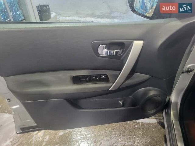 Серый Ниссан Кашкай, объемом двигателя 2 л и пробегом 220 тыс. км за 11500 $, фото 7 на Automoto.ua