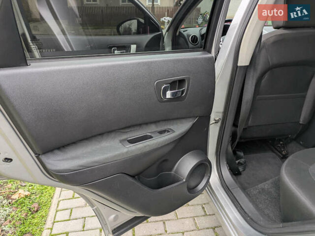 Серый Ниссан Кашкай, объемом двигателя 1.5 л и пробегом 231 тыс. км за 10500 $, фото 11 на Automoto.ua