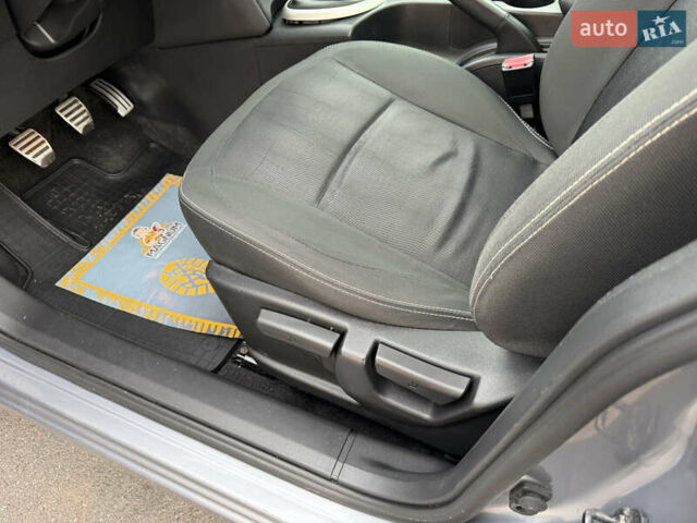 Сірий Ніссан Кашкай, об'ємом двигуна 1.6 л та пробігом 185 тис. км за 11799 $, фото 26 на Automoto.ua
