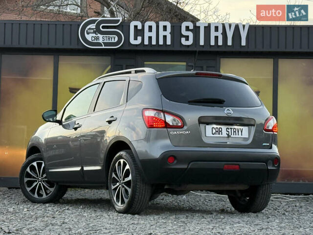 Сірий Ніссан Кашкай, об'ємом двигуна 1.6 л та пробігом 250 тис. км за 10700 $, фото 16 на Automoto.ua
