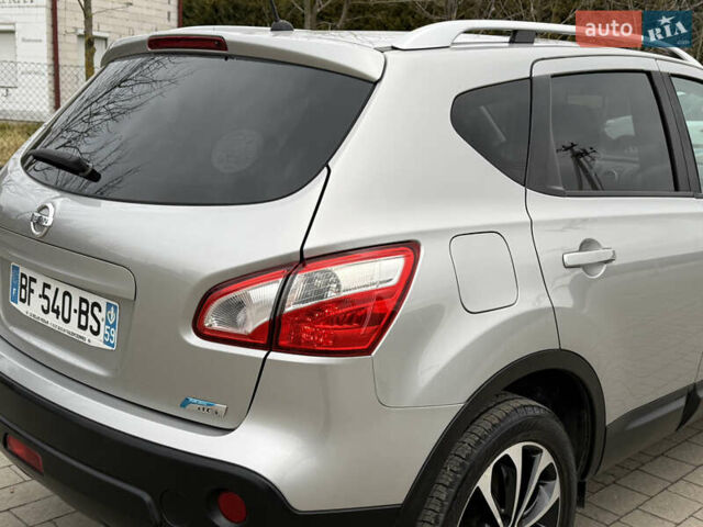 Серый Ниссан Кашкай, объемом двигателя 1.5 л и пробегом 220 тыс. км за 10400 $, фото 36 на Automoto.ua