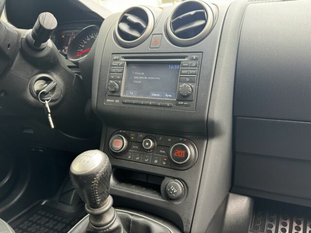 Серый Ниссан Кашкай, объемом двигателя 1.5 л и пробегом 210 тыс. км за 10500 $, фото 9 на Automoto.ua