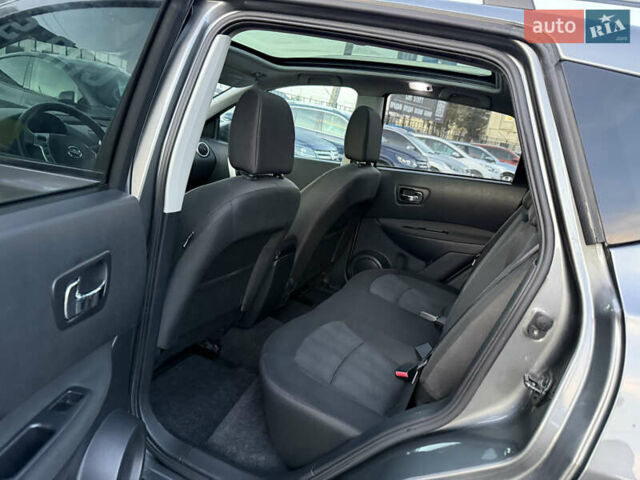 Сірий Ніссан Кашкай, об'ємом двигуна 1.6 л та пробігом 250 тис. км за 10700 $, фото 41 на Automoto.ua