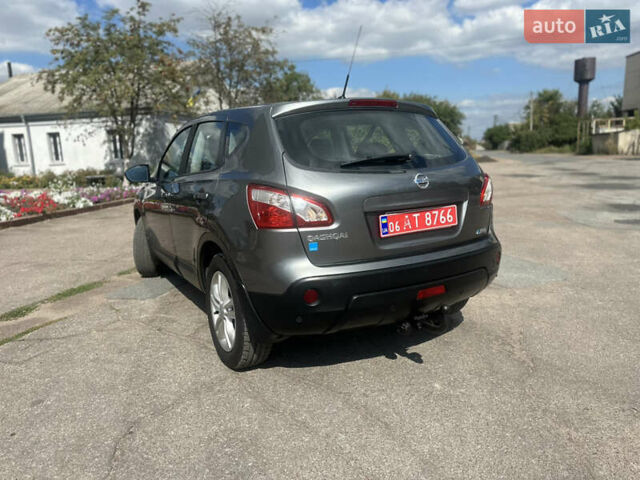 Серый Ниссан Кашкай, объемом двигателя 1.5 л и пробегом 230 тыс. км за 9900 $, фото 10 на Automoto.ua