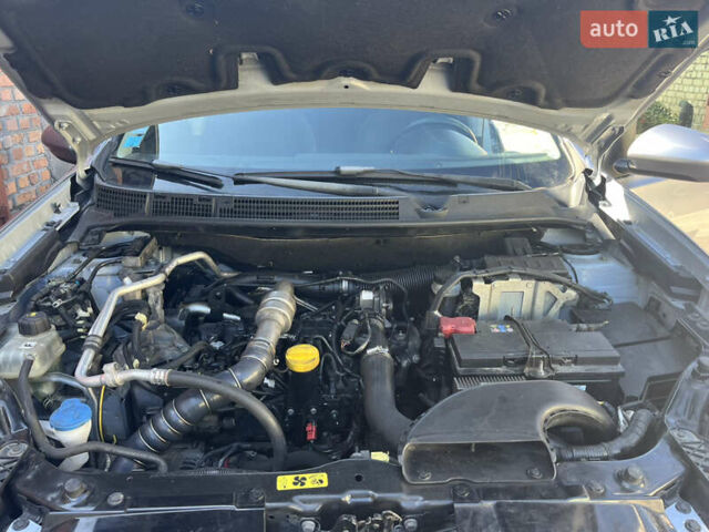 Сірий Ніссан Кашкай, об'ємом двигуна 1.5 л та пробігом 193 тис. км за 10500 $, фото 15 на Automoto.ua