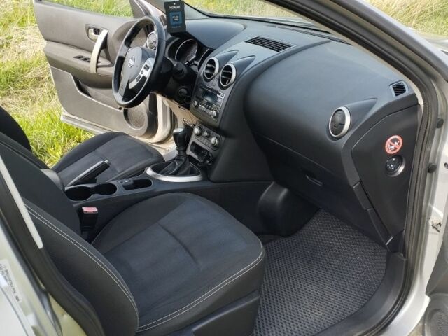 Сірий Ніссан Кашкай, об'ємом двигуна 1.5 л та пробігом 231 тис. км за 9900 $, фото 7 на Automoto.ua