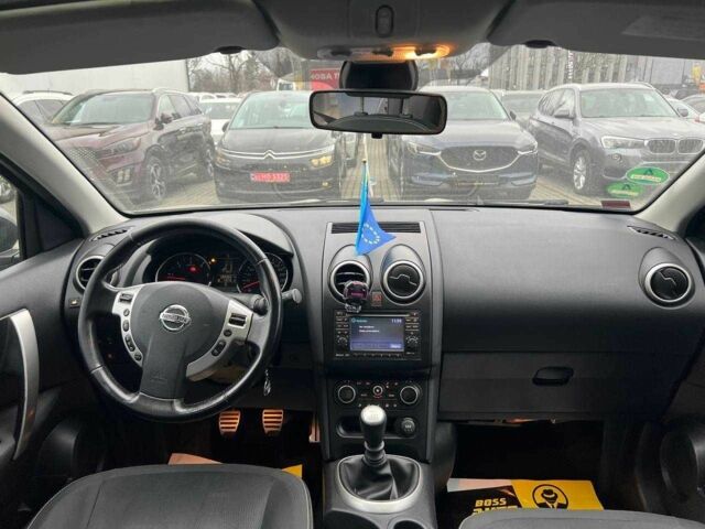 Серый Ниссан Кашкай, объемом двигателя 2 л и пробегом 260 тыс. км за 11500 $, фото 10 на Automoto.ua