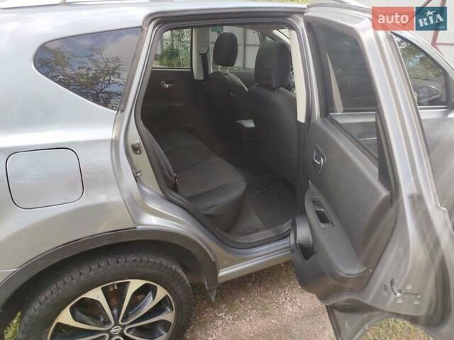 Сірий Ніссан Кашкай, об'ємом двигуна 2 л та пробігом 170 тис. км за 10500 $, фото 9 на Automoto.ua