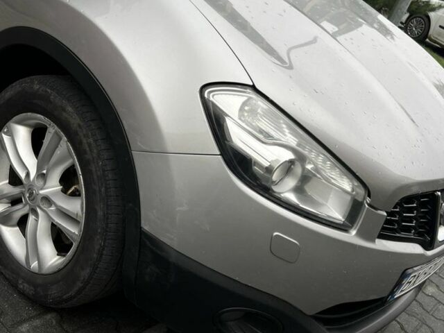 Серый Ниссан Кашкай, объемом двигателя 2 л и пробегом 218 тыс. км за 9800 $, фото 16 на Automoto.ua