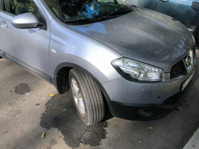 Серый Ниссан Кашкай, объемом двигателя 2 л и пробегом 130 тыс. км за 11300 $, фото 3 на Automoto.ua