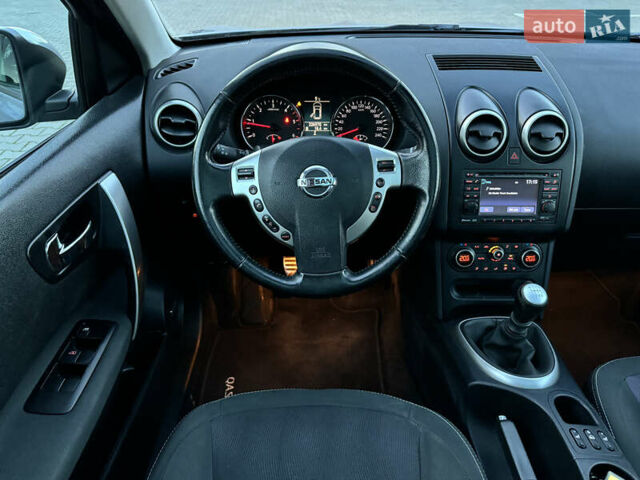 Серый Ниссан Кашкай, объемом двигателя 1.5 л и пробегом 227 тыс. км за 11700 $, фото 31 на Automoto.ua