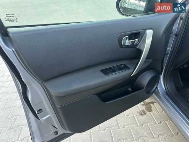Серый Ниссан Кашкай, объемом двигателя 1.6 л и пробегом 143 тыс. км за 10200 $, фото 28 на Automoto.ua