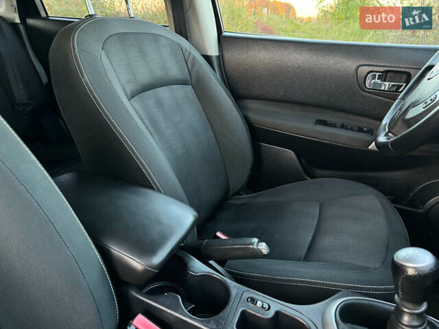 Серый Ниссан Кашкай, объемом двигателя 1.5 л и пробегом 200 тыс. км за 11599 $, фото 82 на Automoto.ua