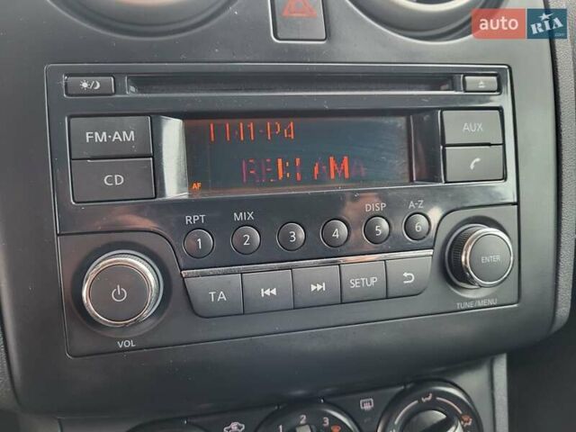 Серый Ниссан Кашкай, объемом двигателя 1.6 л и пробегом 231 тыс. км за 9999 $, фото 136 на Automoto.ua