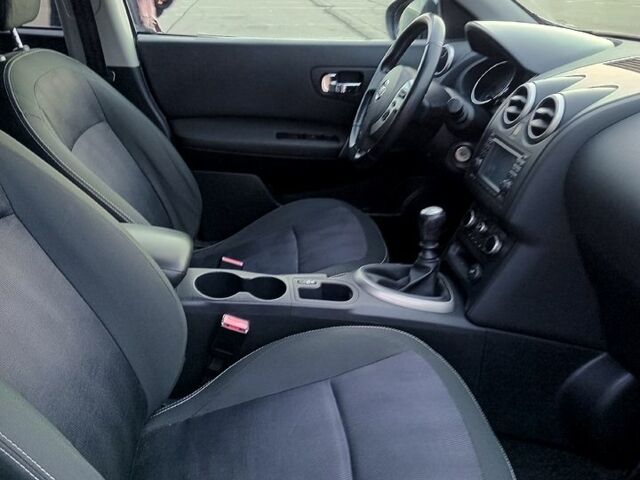 Серый Ниссан Кашкай, объемом двигателя 1.5 л и пробегом 120 тыс. км за 11700 $, фото 8 на Automoto.ua