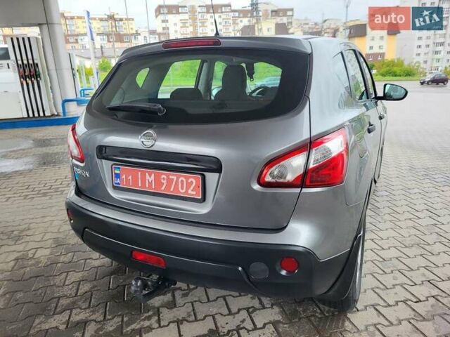 Серый Ниссан Кашкай, объемом двигателя 1.6 л и пробегом 231 тыс. км за 9999 $, фото 34 на Automoto.ua