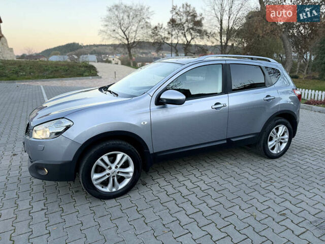Серый Ниссан Кашкай, объемом двигателя 1.5 л и пробегом 227 тыс. км за 11700 $, фото 3 на Automoto.ua