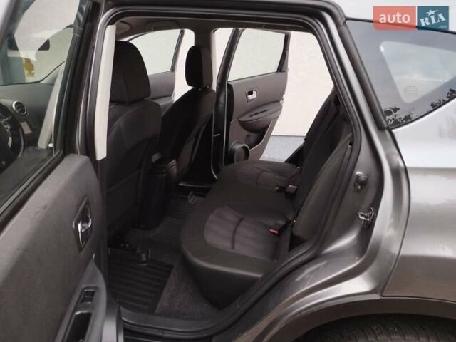 Сірий Ніссан Кашкай, об'ємом двигуна 1.6 л та пробігом 247 тис. км за 9650 $, фото 11 на Automoto.ua