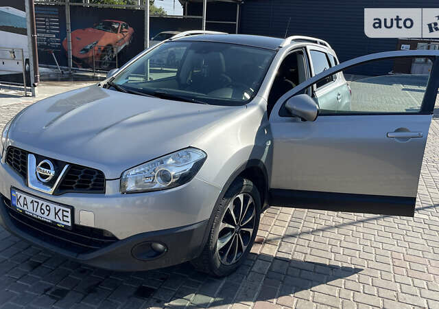 Серый Ниссан Кашкай, объемом двигателя 1.46 л и пробегом 241 тыс. км за 10300 $, фото 36 на Automoto.ua