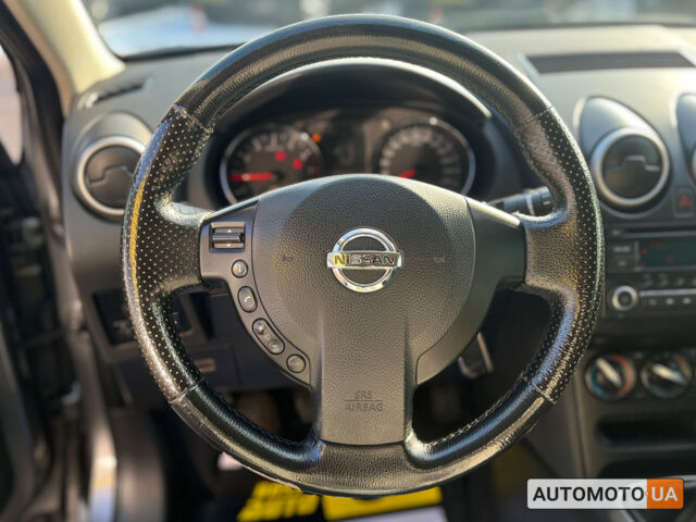 Серый Ниссан Кашкай, объемом двигателя 1.6 л и пробегом 162 тыс. км за 10700 $, фото 11 на Automoto.ua