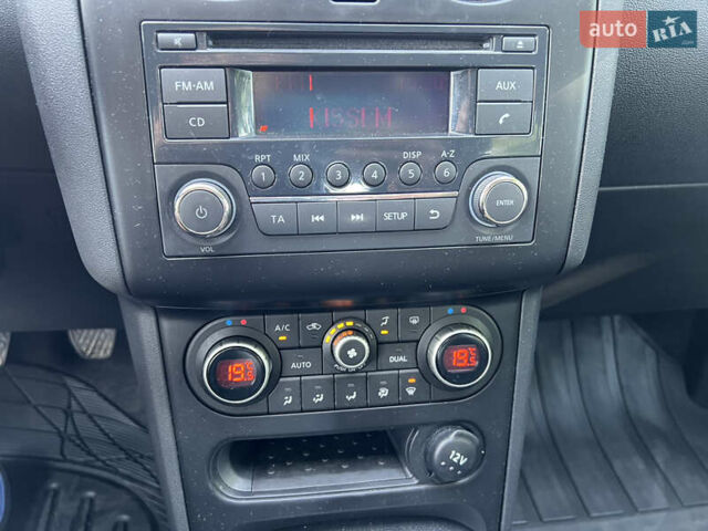 Серый Ниссан Кашкай, объемом двигателя 1.5 л и пробегом 180 тыс. км за 10700 $, фото 14 на Automoto.ua