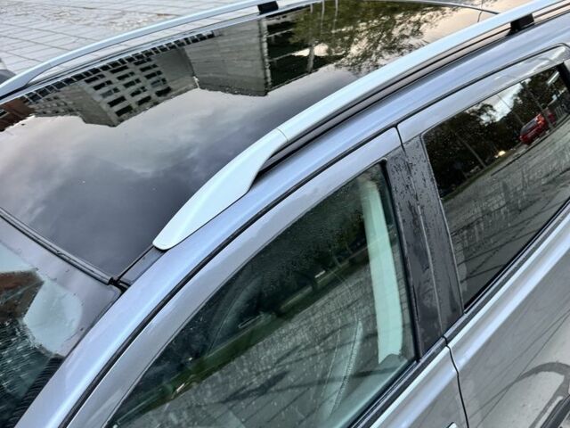 Серый Ниссан Кашкай, объемом двигателя 1.6 л и пробегом 234 тыс. км за 11400 $, фото 4 на Automoto.ua