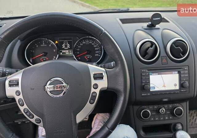 Серый Ниссан Кашкай, объемом двигателя 1.6 л и пробегом 246 тыс. км за 11600 $, фото 33 на Automoto.ua