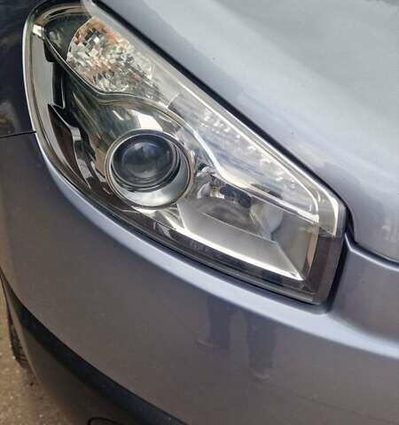 Сірий Ніссан Кашкай, об'ємом двигуна 1.5 л та пробігом 259 тис. км за 11300 $, фото 4 на Automoto.ua