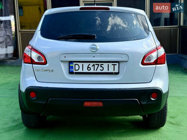 Серый Ниссан Кашкай, объемом двигателя 2 л и пробегом 115 тыс. км за 7700 $, фото 6 на Automoto.ua