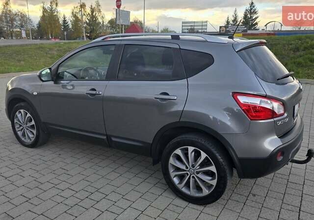 Серый Ниссан Кашкай, объемом двигателя 1.6 л и пробегом 246 тыс. км за 11600 $, фото 5 на Automoto.ua