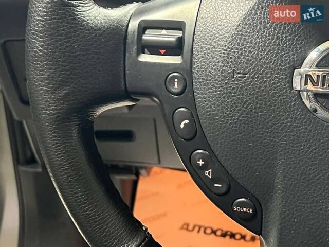 Серый Ниссан Кашкай, объемом двигателя 1.6 л и пробегом 82 тыс. км за 11500 $, фото 18 на Automoto.ua