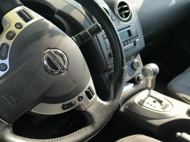 Серый Ниссан Кашкай, объемом двигателя 2 л и пробегом 130 тыс. км за 11300 $, фото 4 на Automoto.ua