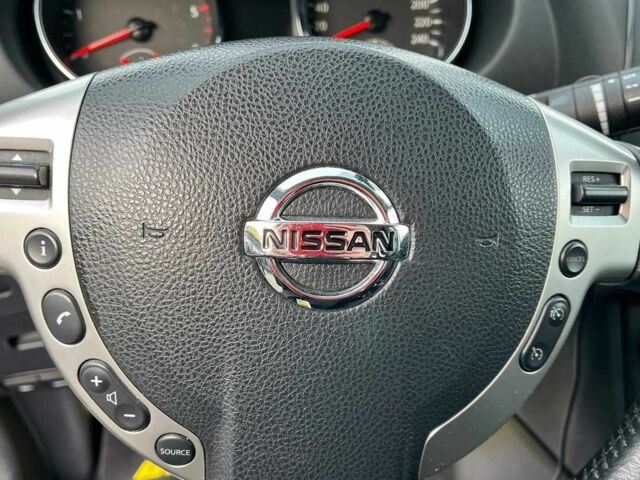 Сірий Ніссан Кашкай, об'ємом двигуна 1.6 л та пробігом 246 тис. км за 11800 $, фото 10 на Automoto.ua