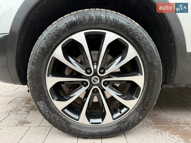 Серый Ниссан Кашкай, объемом двигателя 2 л и пробегом 173 тыс. км за 12435 $, фото 86 на Automoto.ua