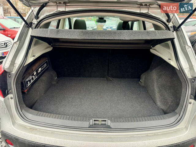 Сірий Ніссан Кашкай, об'ємом двигуна 2 л та пробігом 206 тис. км за 12500 $, фото 7 на Automoto.ua