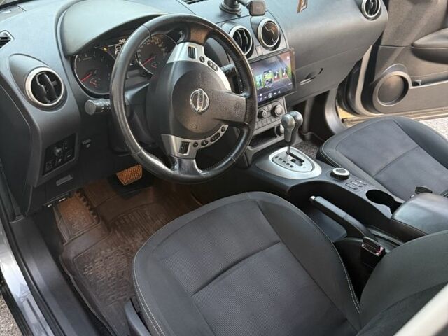 Серый Ниссан Кашкай, объемом двигателя 2 л и пробегом 203 тыс. км за 12400 $, фото 7 на Automoto.ua