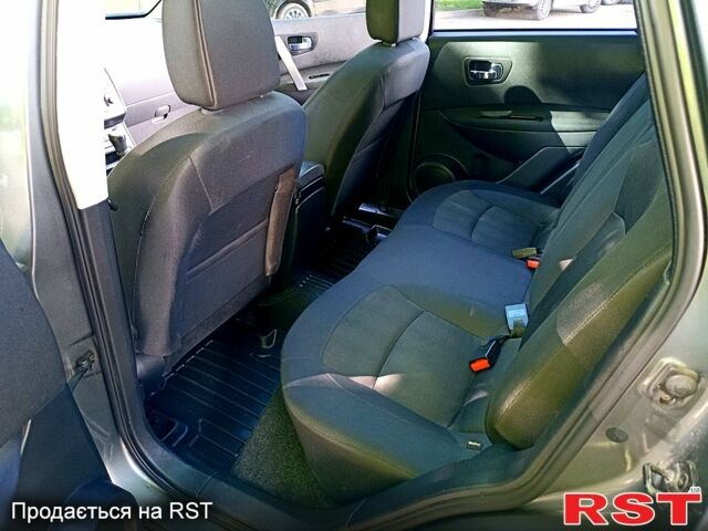 Серый Ниссан Кашкай, объемом двигателя 1.6 л и пробегом 207 тыс. км за 11200 $, фото 11 на Automoto.ua