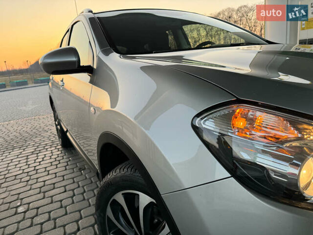 Серый Ниссан Кашкай, объемом двигателя 1.5 л и пробегом 200 тыс. км за 11599 $, фото 16 на Automoto.ua