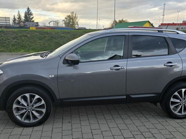 Серый Ниссан Кашкай, объемом двигателя 1.6 л и пробегом 246 тыс. км за 11600 $, фото 3 на Automoto.ua