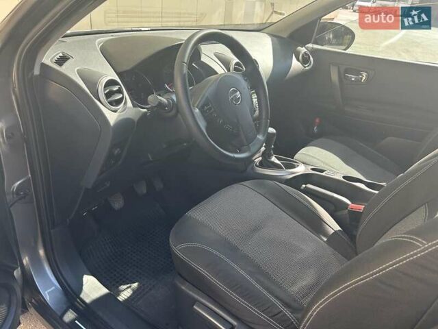 Сірий Ніссан Кашкай, об'ємом двигуна 1.5 л та пробігом 237 тис. км за 9350 $, фото 23 на Automoto.ua