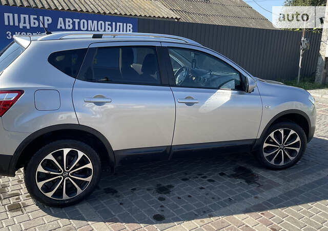 Серый Ниссан Кашкай, объемом двигателя 1.46 л и пробегом 241 тыс. км за 10300 $, фото 6 на Automoto.ua