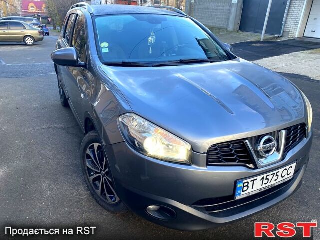 Сірий Ніссан Кашкай, об'ємом двигуна 1.6 л та пробігом 275 тис. км за 12000 $, фото 2 на Automoto.ua