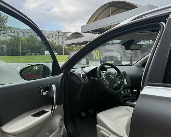 Серый Ниссан Кашкай, объемом двигателя 1.6 л и пробегом 191 тыс. км за 12550 $, фото 10 на Automoto.ua