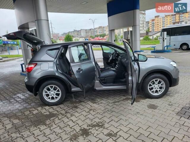 Серый Ниссан Кашкай, объемом двигателя 1.6 л и пробегом 231 тыс. км за 9999 $, фото 75 на Automoto.ua