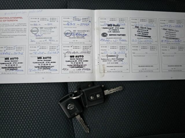 Серый Ниссан Кашкай, объемом двигателя 0 л и пробегом 125 тыс. км за 10800 $, фото 4 на Automoto.ua