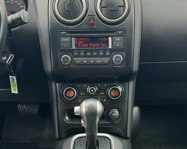 Сірий Ніссан Кашкай, об'ємом двигуна 1.6 л та пробігом 103 тис. км за 11700 $, фото 26 на Automoto.ua