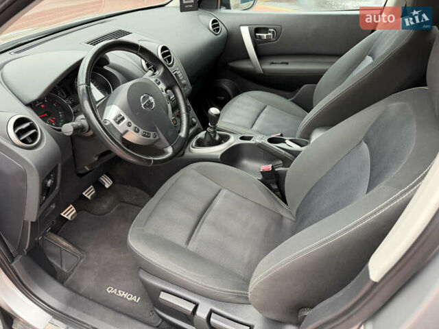 Сірий Ніссан Кашкай, об'ємом двигуна 1.5 л та пробігом 199 тис. км за 11300 $, фото 52 на Automoto.ua