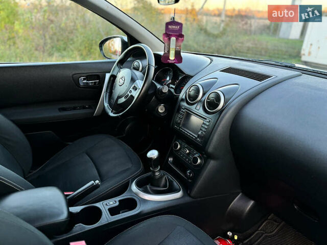 Серый Ниссан Кашкай, объемом двигателя 1.5 л и пробегом 200 тыс. км за 11599 $, фото 71 на Automoto.ua