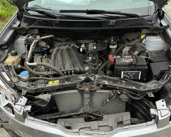 Серый Ниссан Кашкай, объемом двигателя 1.6 л и пробегом 217 тыс. км за 6500 $, фото 3 на Automoto.ua