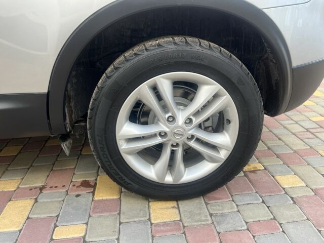 Сірий Ніссан Кашкай, об'ємом двигуна 1.5 л та пробігом 221 тис. км за 10299 $, фото 7 на Automoto.ua